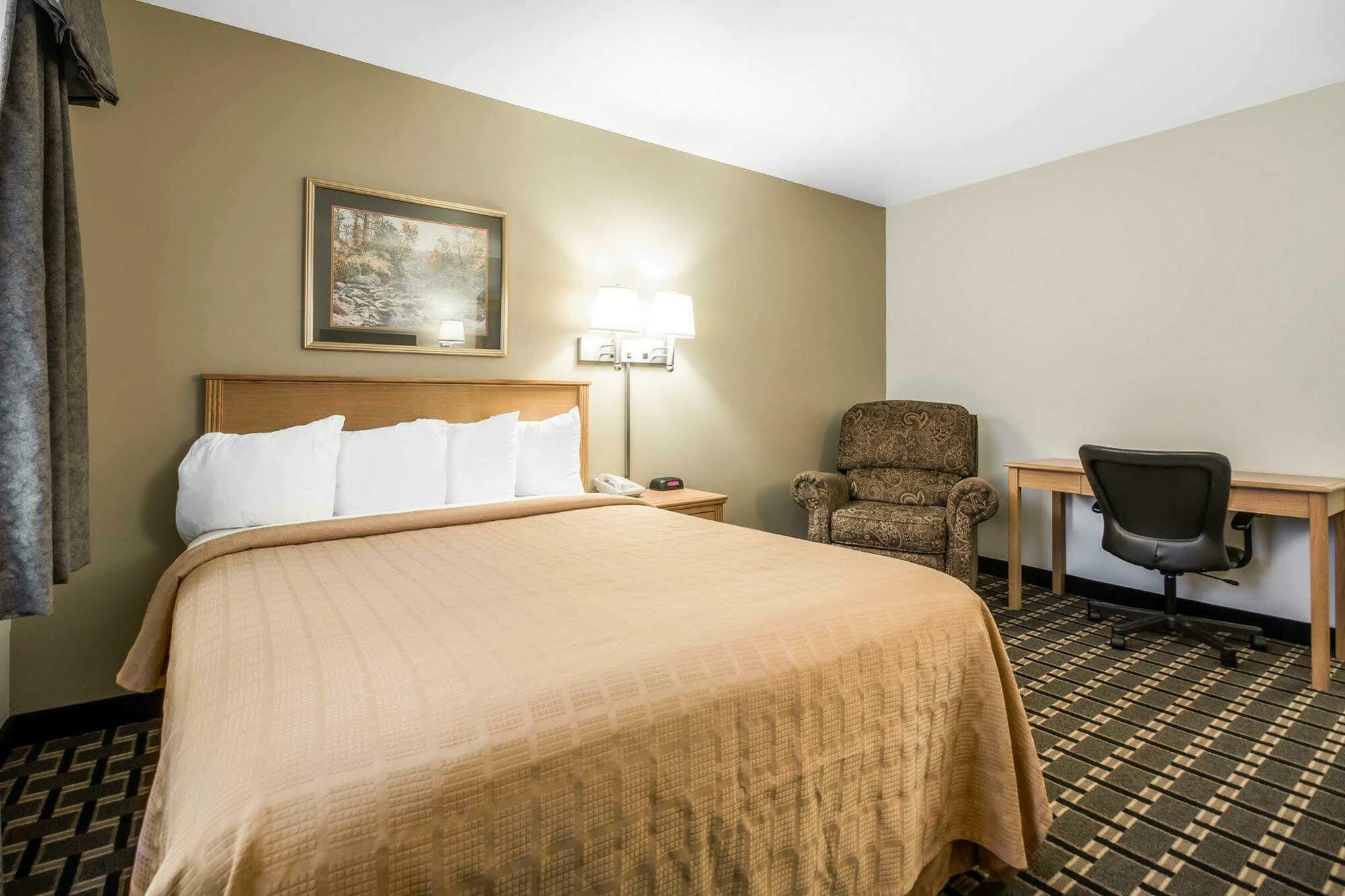 Quality Inn Mauston I-90 Esterno foto